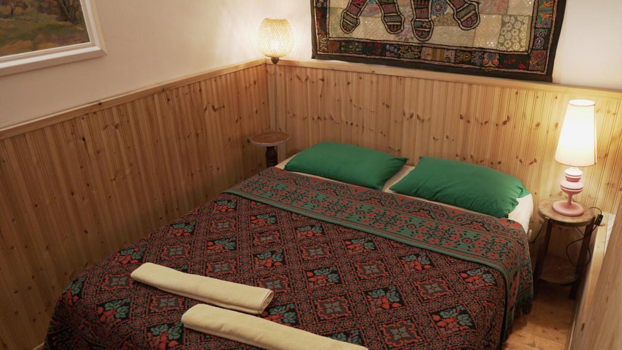 Mi Casa Es Tu Casa - Shkodra Backpackers Hostel ภายนอก รูปภาพ