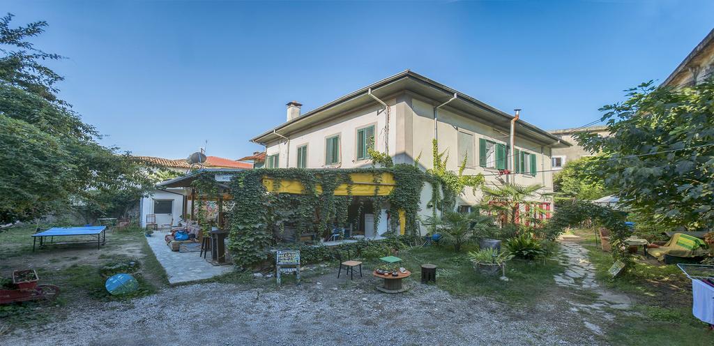 Mi Casa Es Tu Casa - Shkodra Backpackers Hostel ภายนอก รูปภาพ