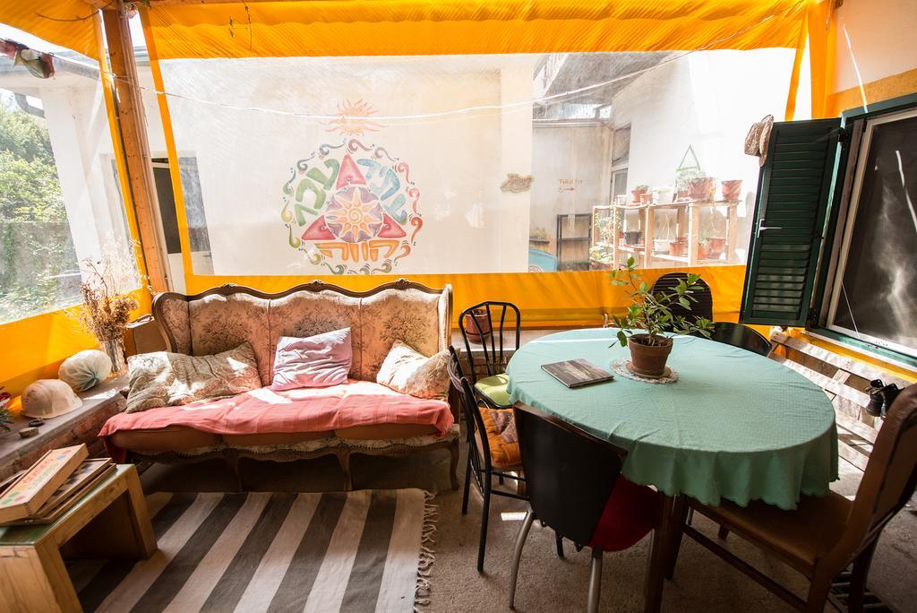 Mi Casa Es Tu Casa - Shkodra Backpackers Hostel ภายนอก รูปภาพ